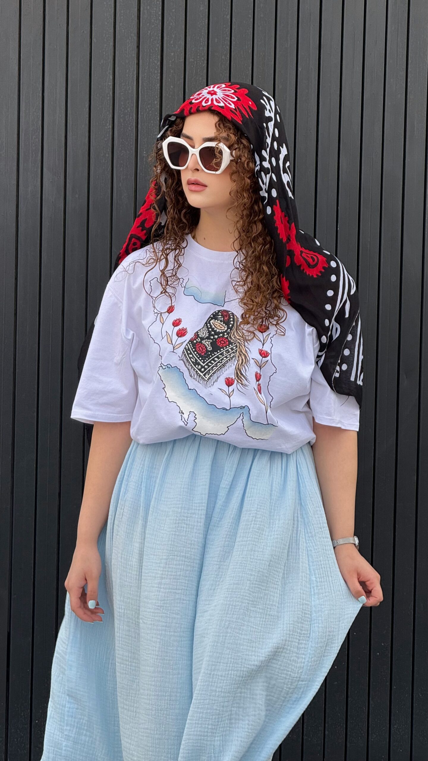 تیشرت گلونی